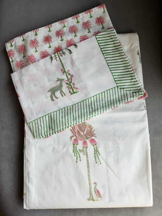 Heritage Block Print 100% Cotton Percale Bedsheet with 2 Pillowcases