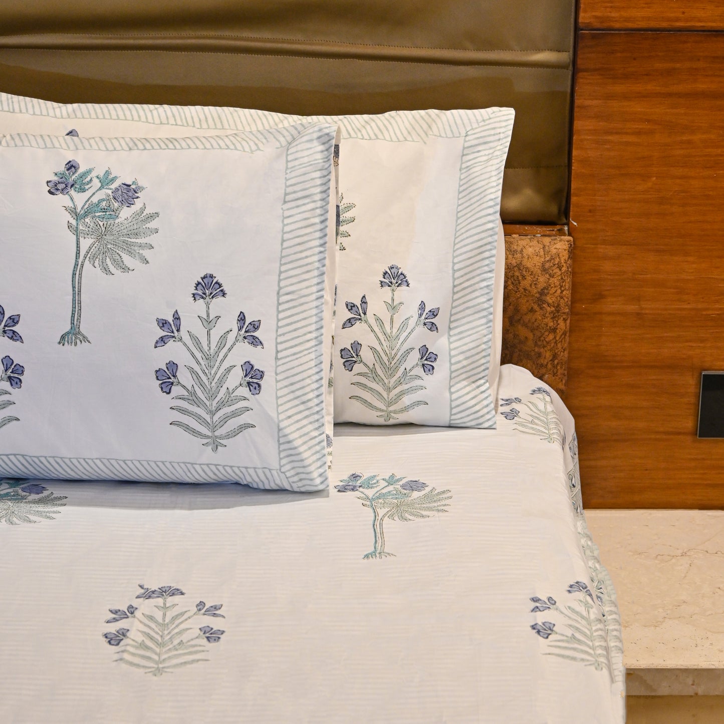 Santorini Block Print 100% Cotton Percale Bedsheet with 2 Pillowcases