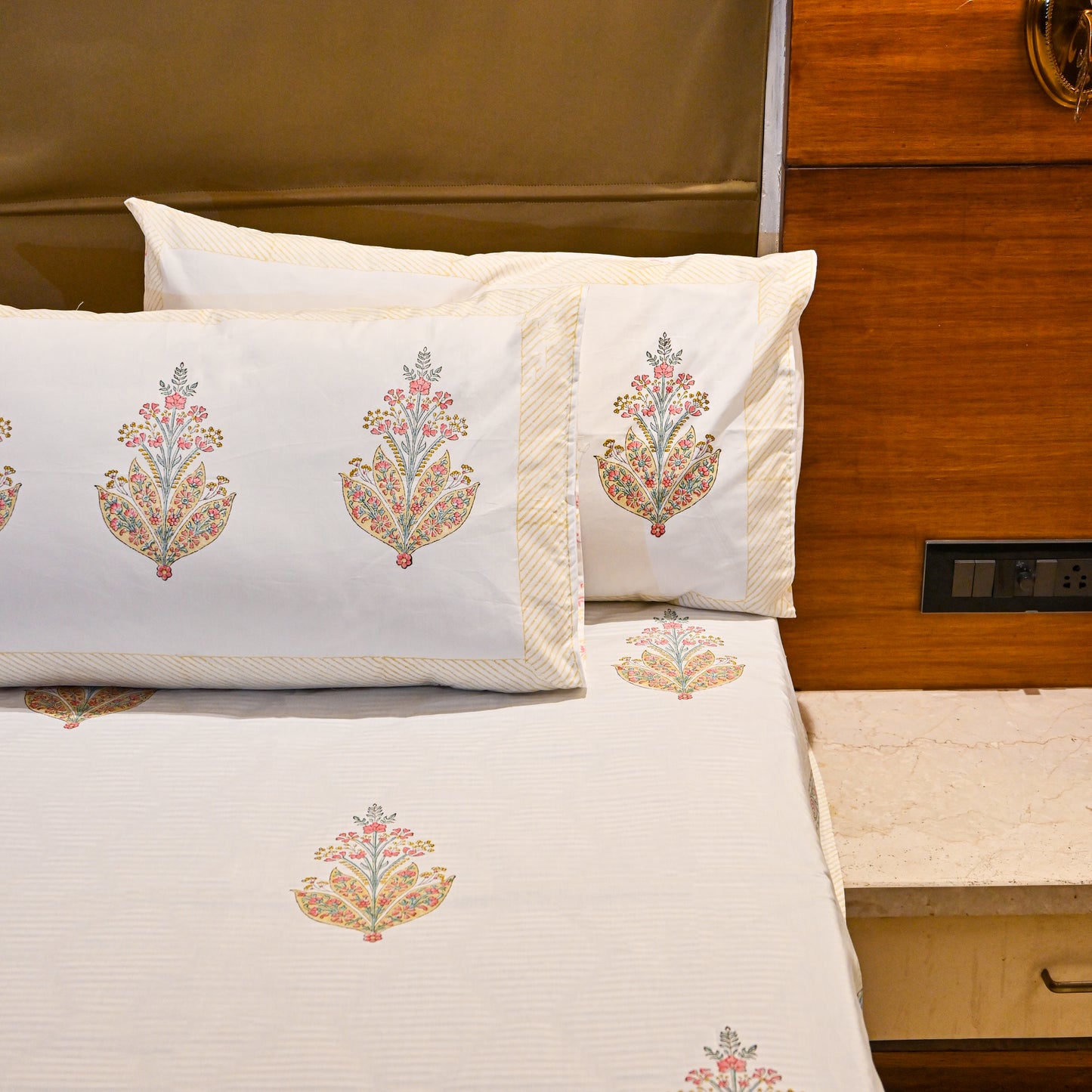 Heritage Block Print 100% Cotton Percale Bedsheet with 2 Pillowcases