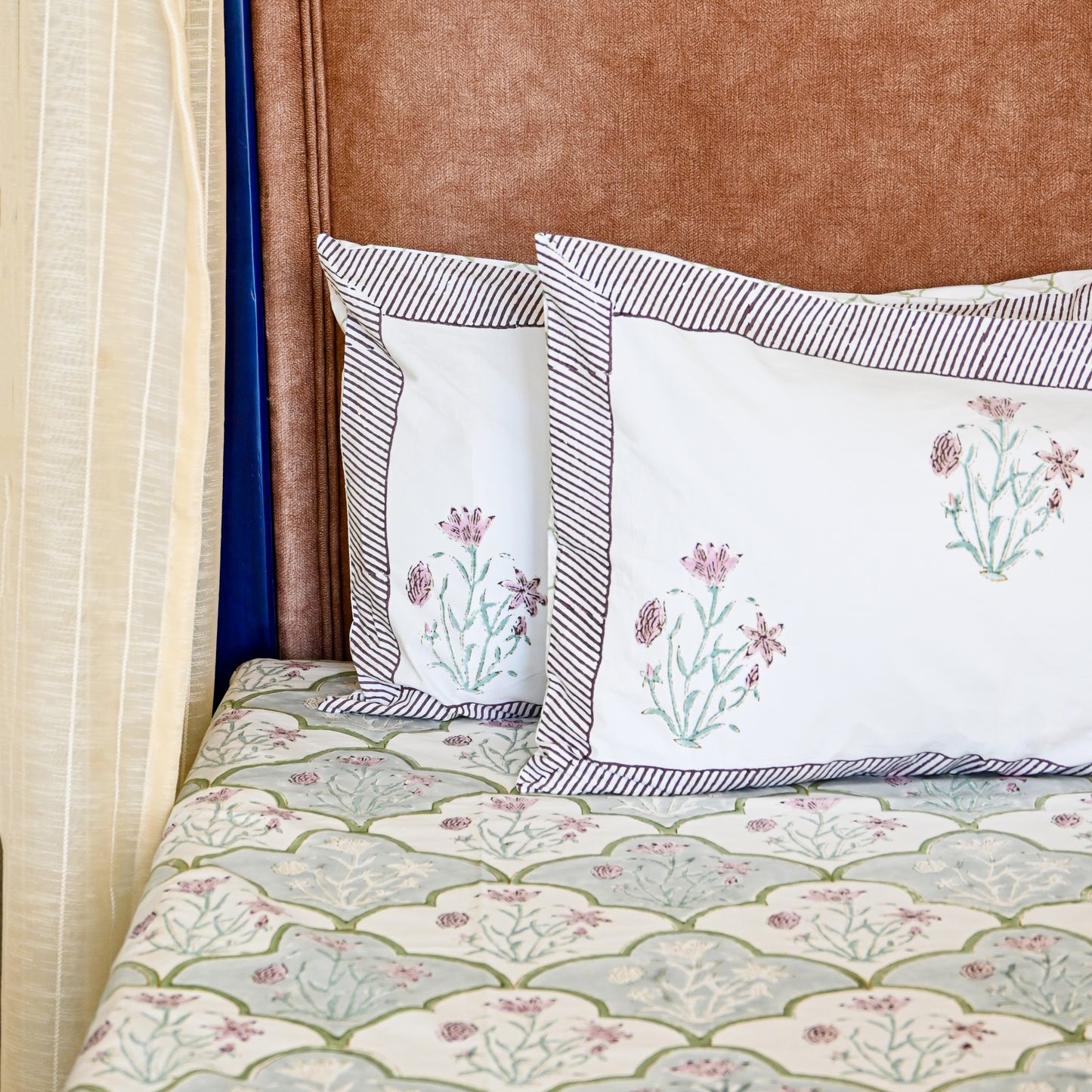 Heritage Block Print 100% Cotton Percale Bedsheet with 2 Pillowcases