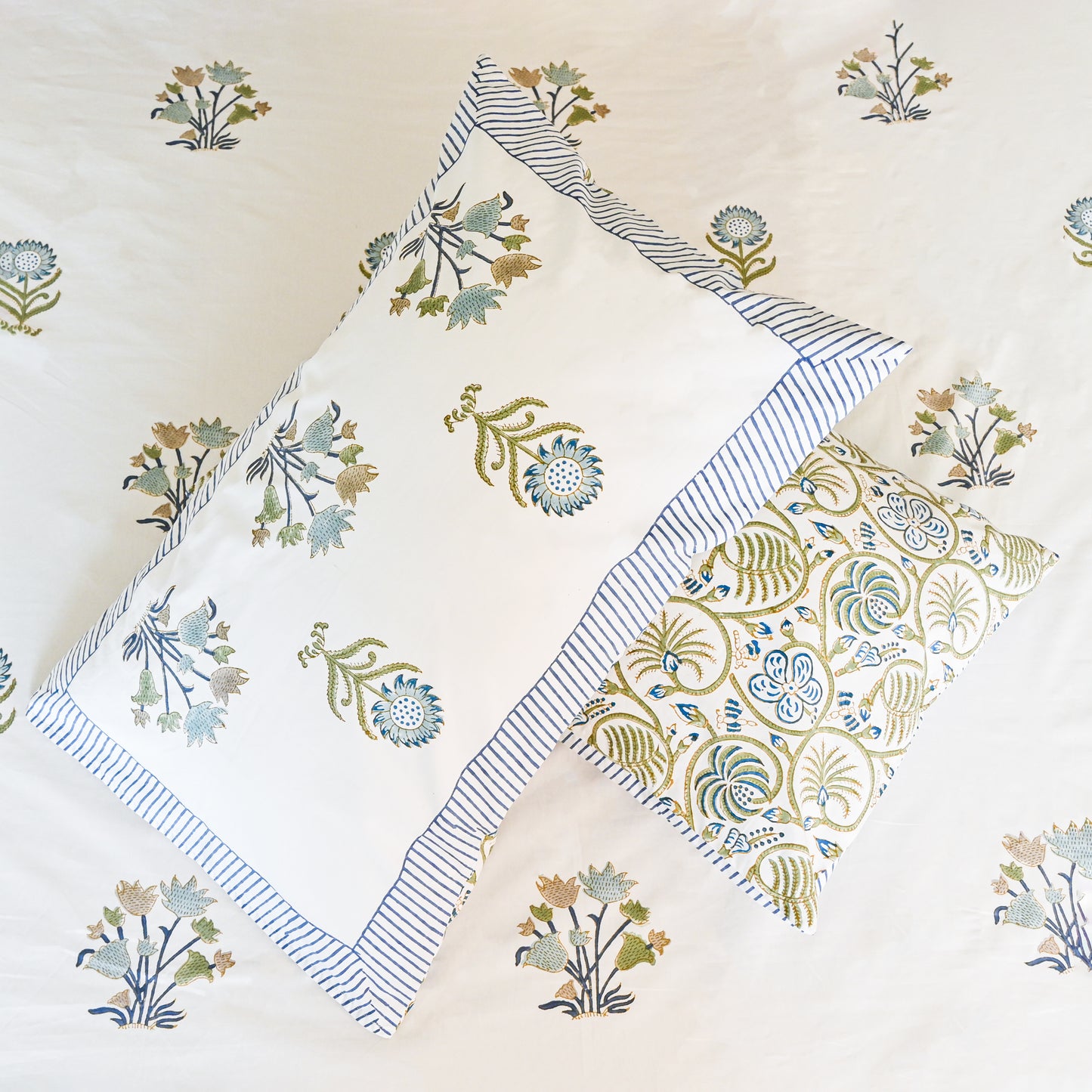 Heritage Block Print 100% Cotton Percale Bedsheet with 2 Pillowcases