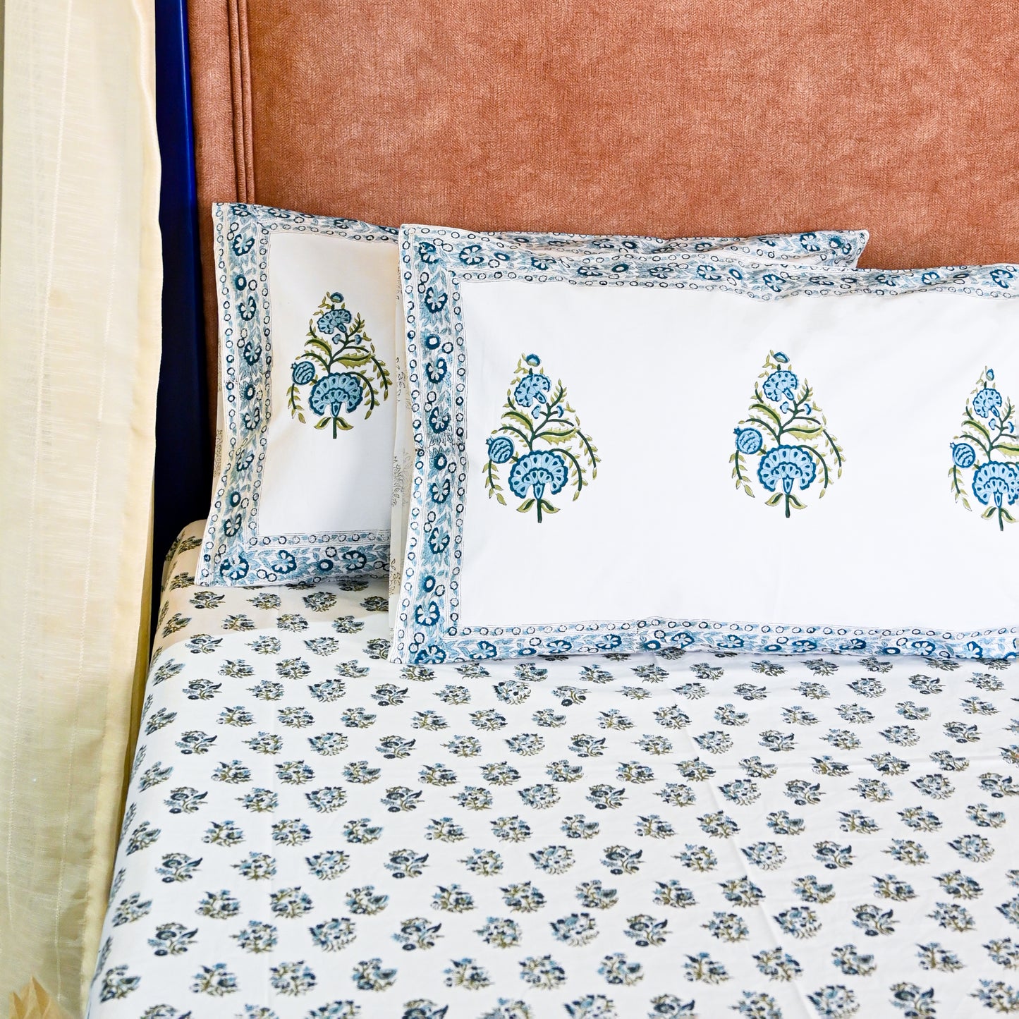 Heritage Block Print 100% Cotton Percale Bedsheet with 2 Pillowcases