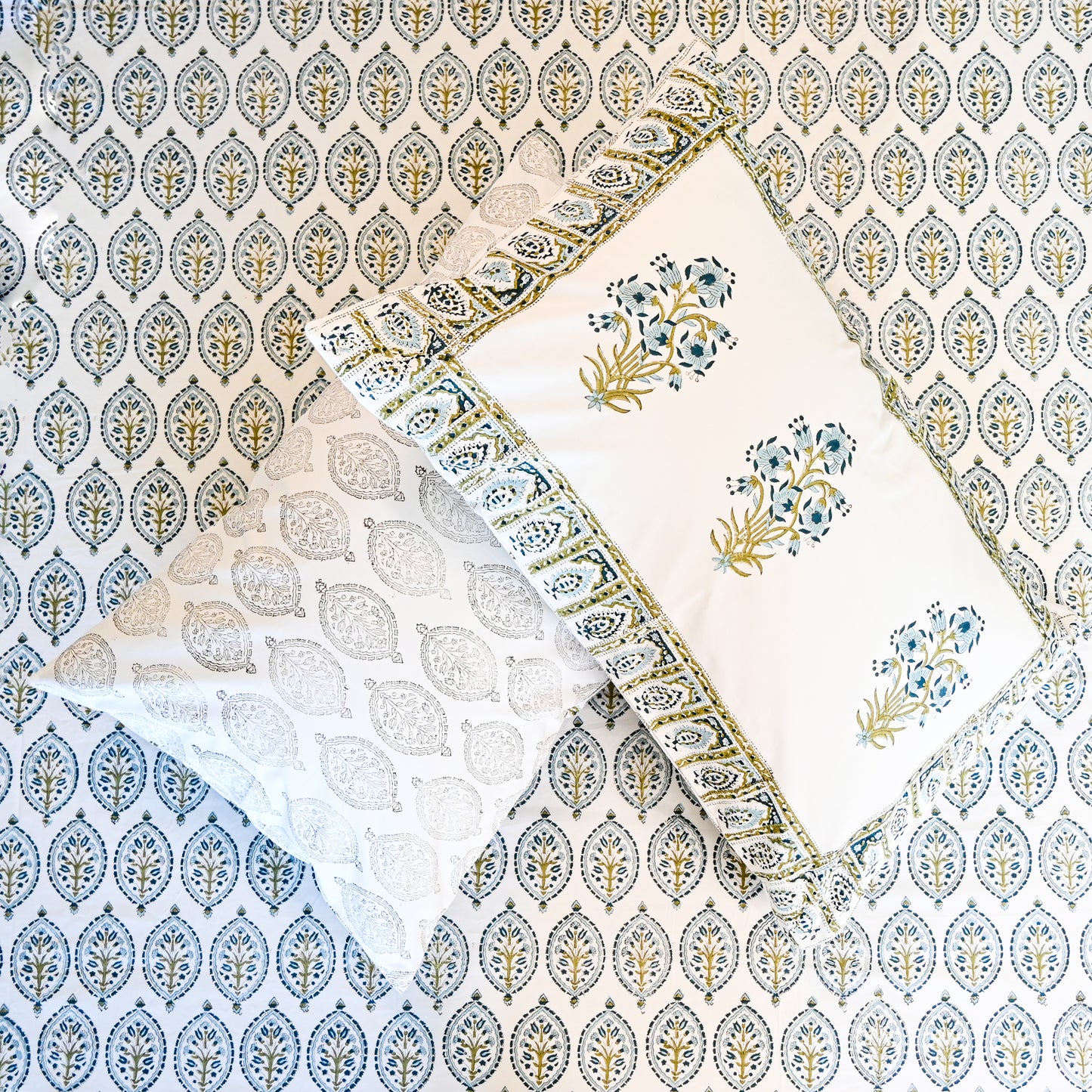 Heritage Block Print 100% Cotton Percale Bedsheet with 2 Pillowcases