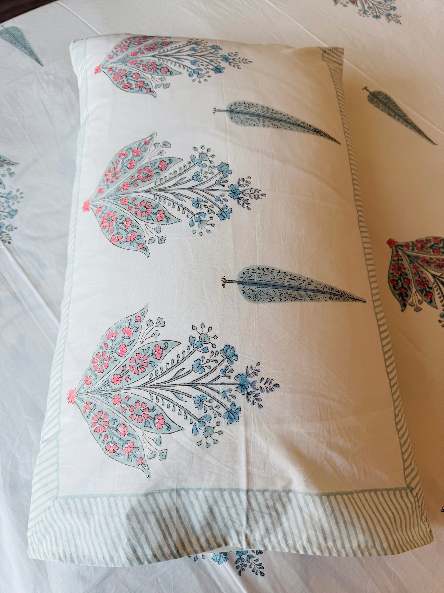 Heritage Block Print 100% Cotton Percale Bedsheet with 2 Pillowcases