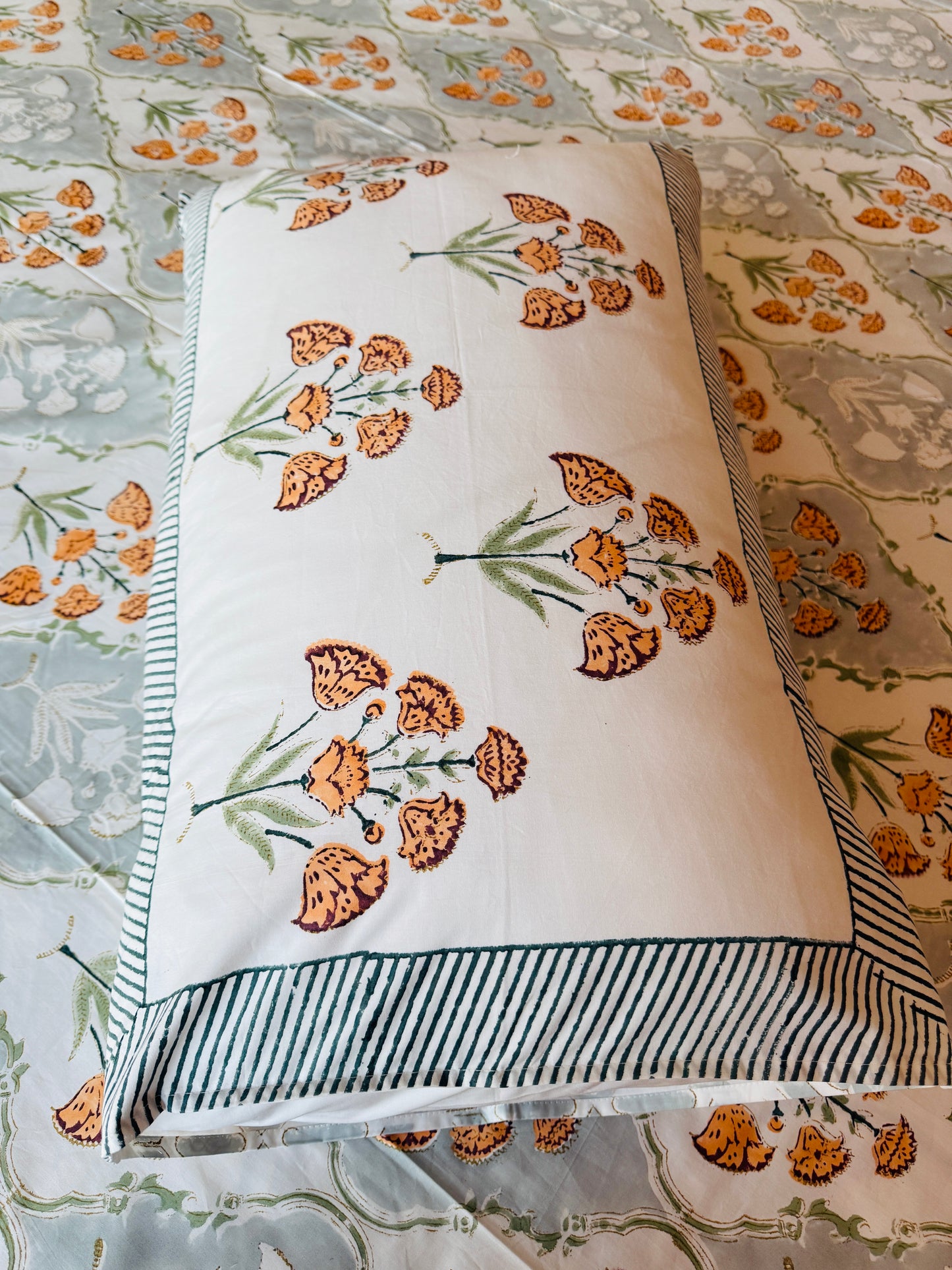 Santorini Block Print 100% Cotton Percale Bedsheet with 2 Pillowcases