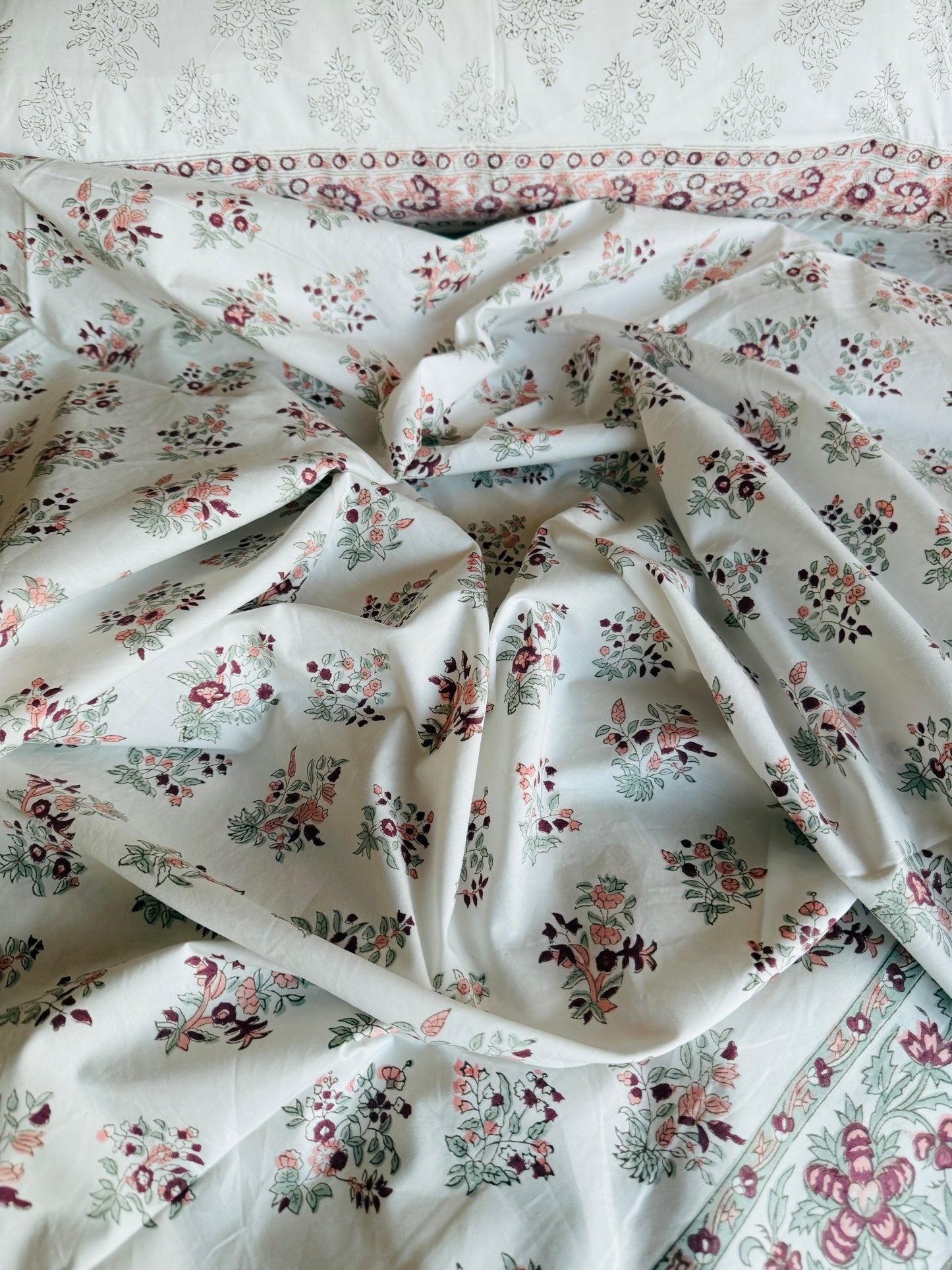 Versailles Block Print 100% Cotton Percale Bedsheet with 2 Pillowcases