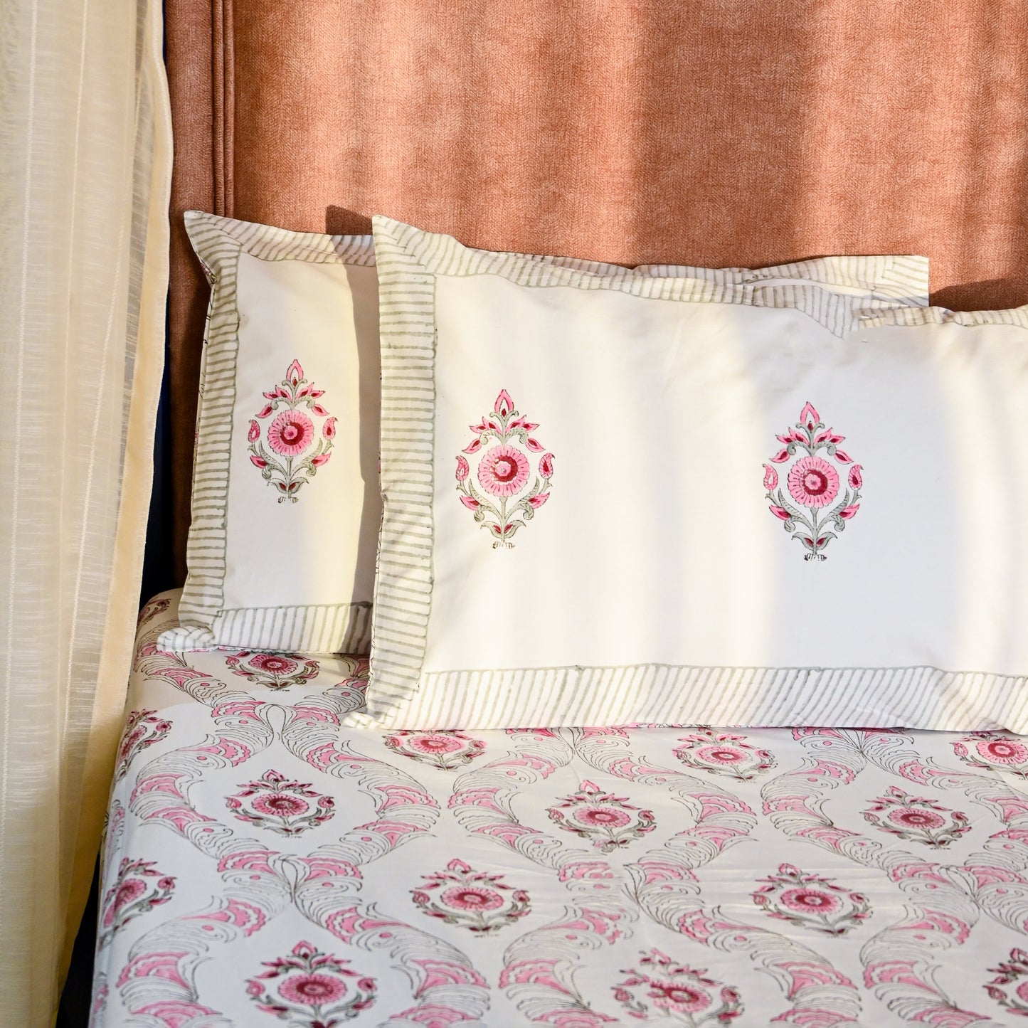 Heritage Block Print 100% Cotton Percale Bedsheet with 2 Pillowcases