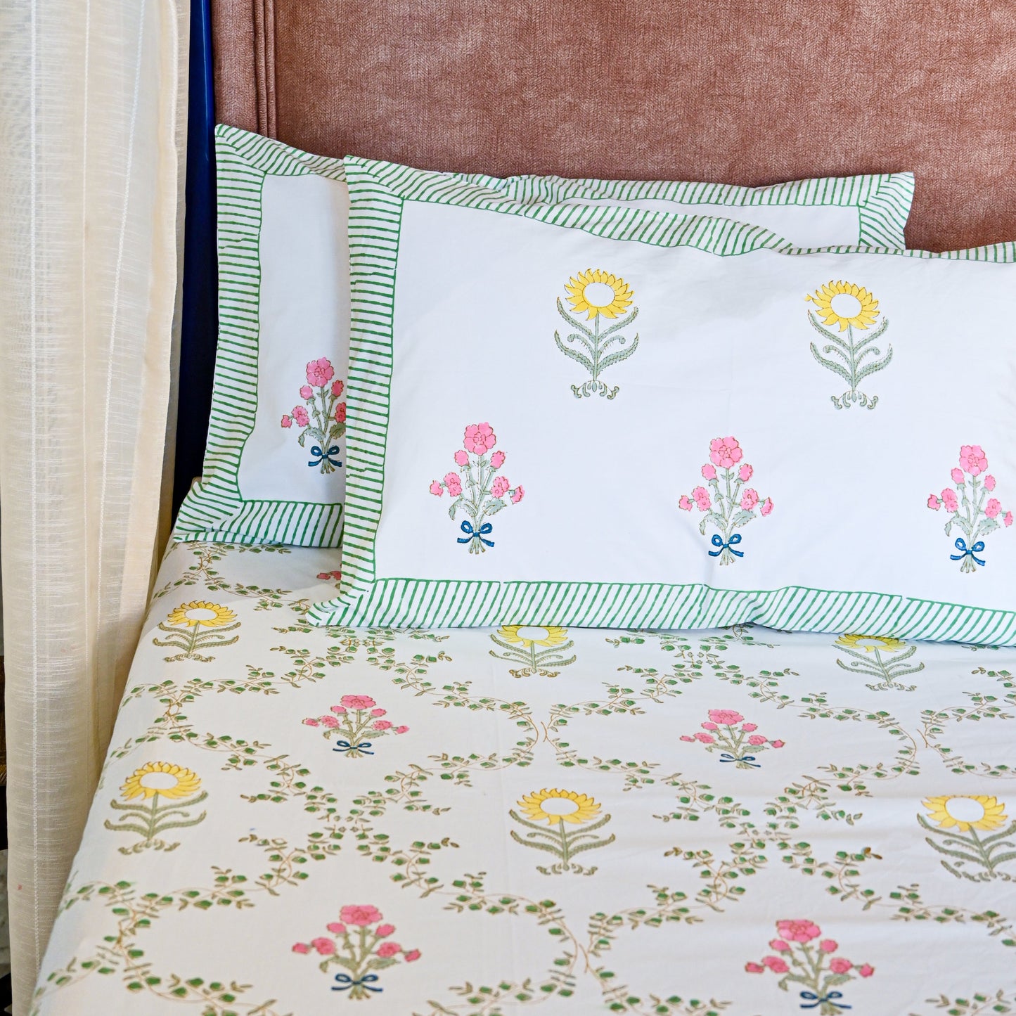 Heritage Block Print 100% Cotton Percale Bedsheet with 2 Pillowcases