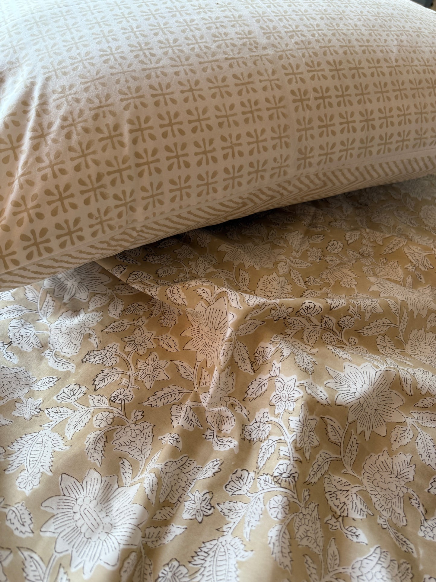 Heritage Block Print 100% Cotton Percale Bedsheet with 2 Pillowcases