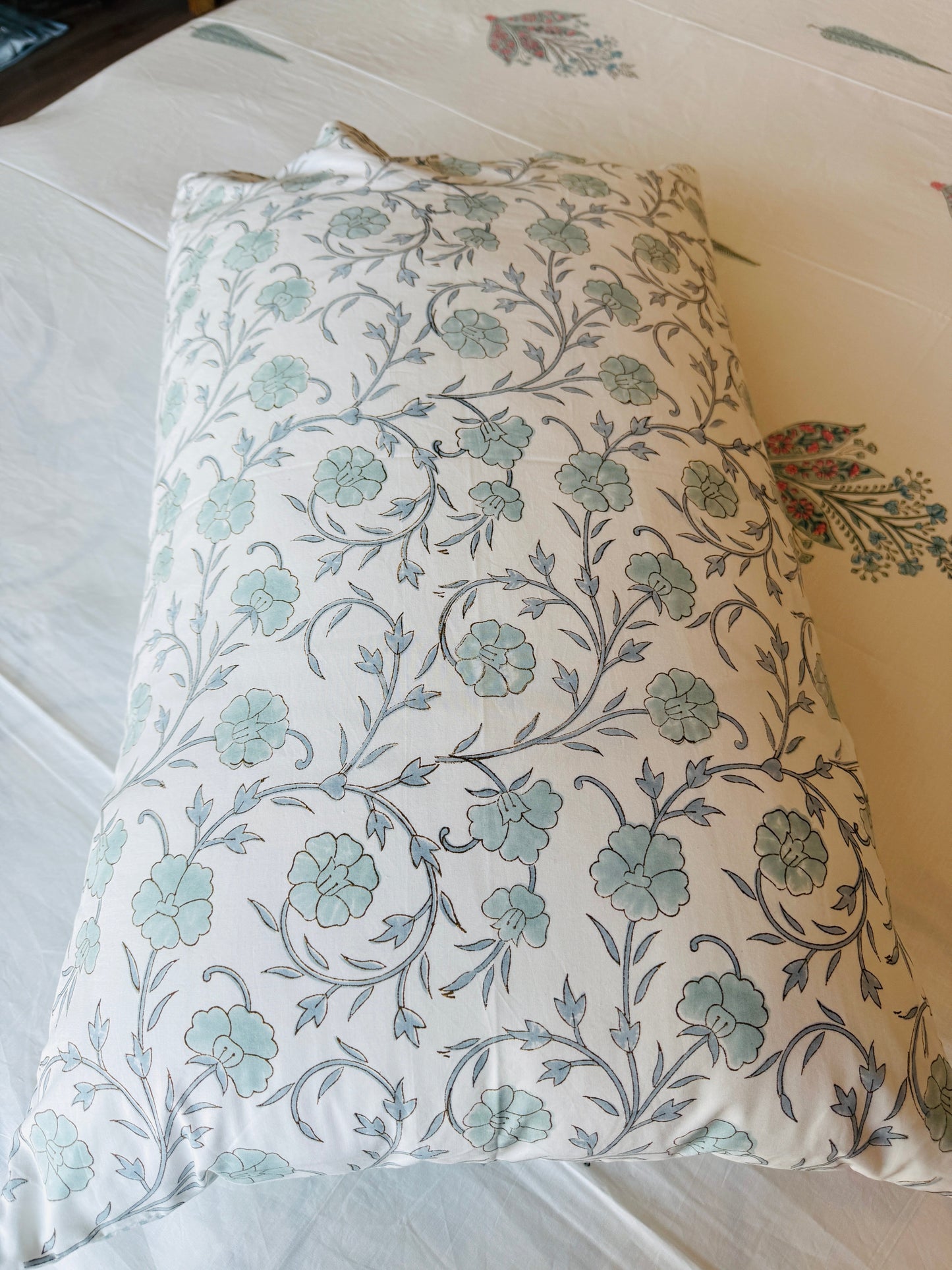 Heritage Block Print 100% Cotton Percale Bedsheet with 2 Pillowcases