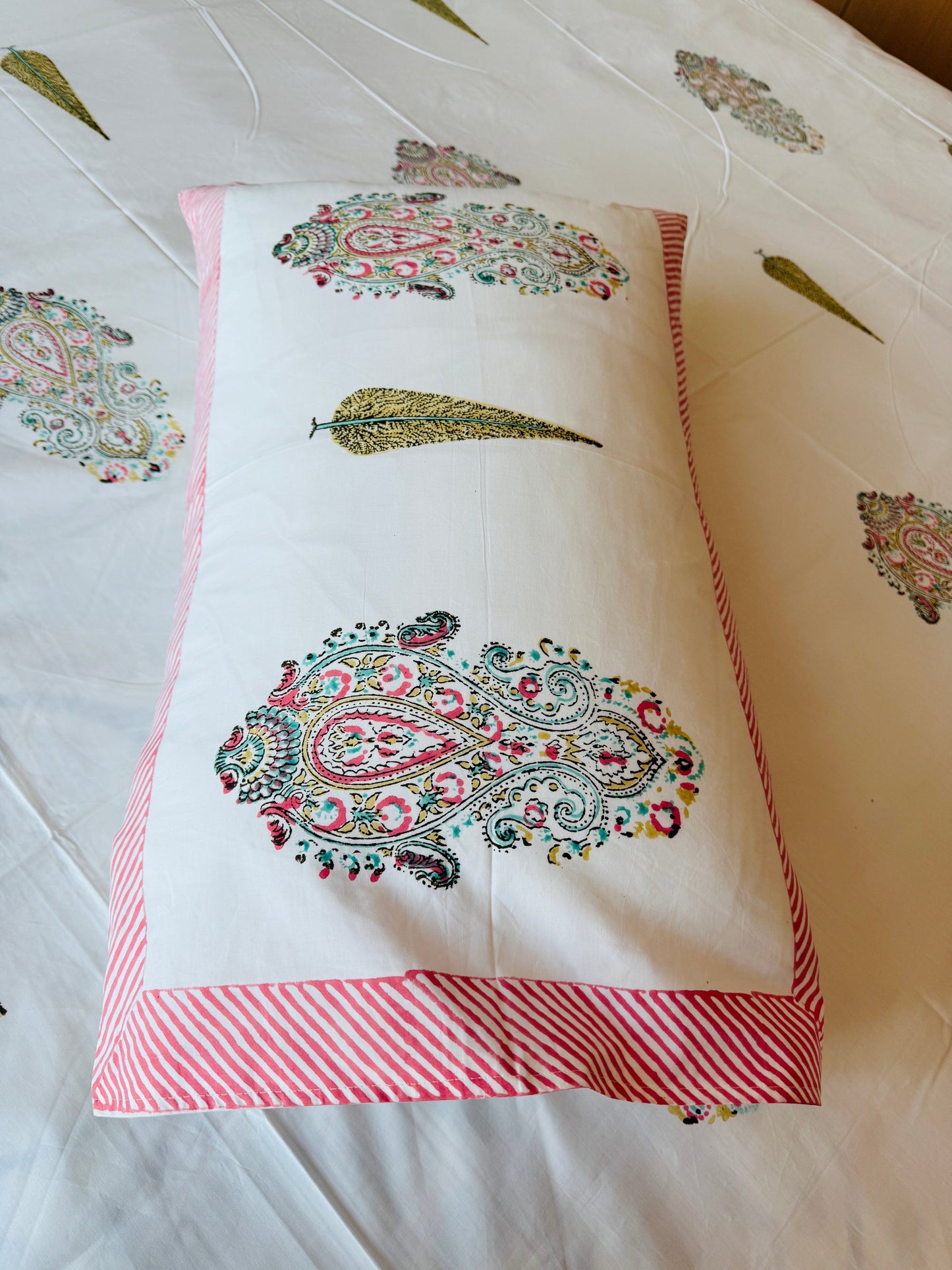 Heritage Block Print 100% Cotton Percale Bedsheet with 2 Pillowcases