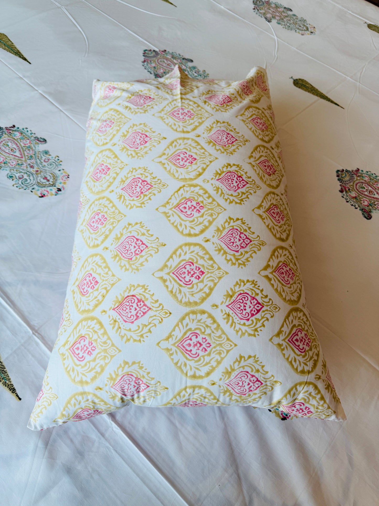 Heritage Block Print 100% Cotton Percale Bedsheet with 2 Pillowcases