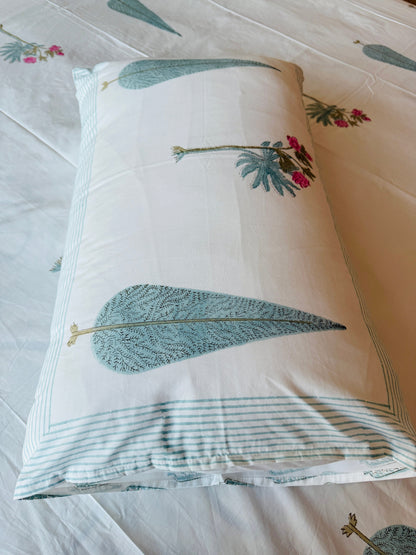 Heritage Block Print 100% Cotton Percale Bedsheet with 2 Pillowcases