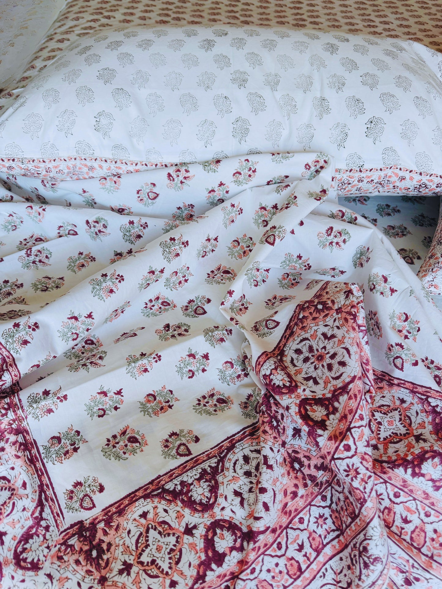 Heritage Block Print 100% Cotton Percale Bedsheet with 2 Pillowcases