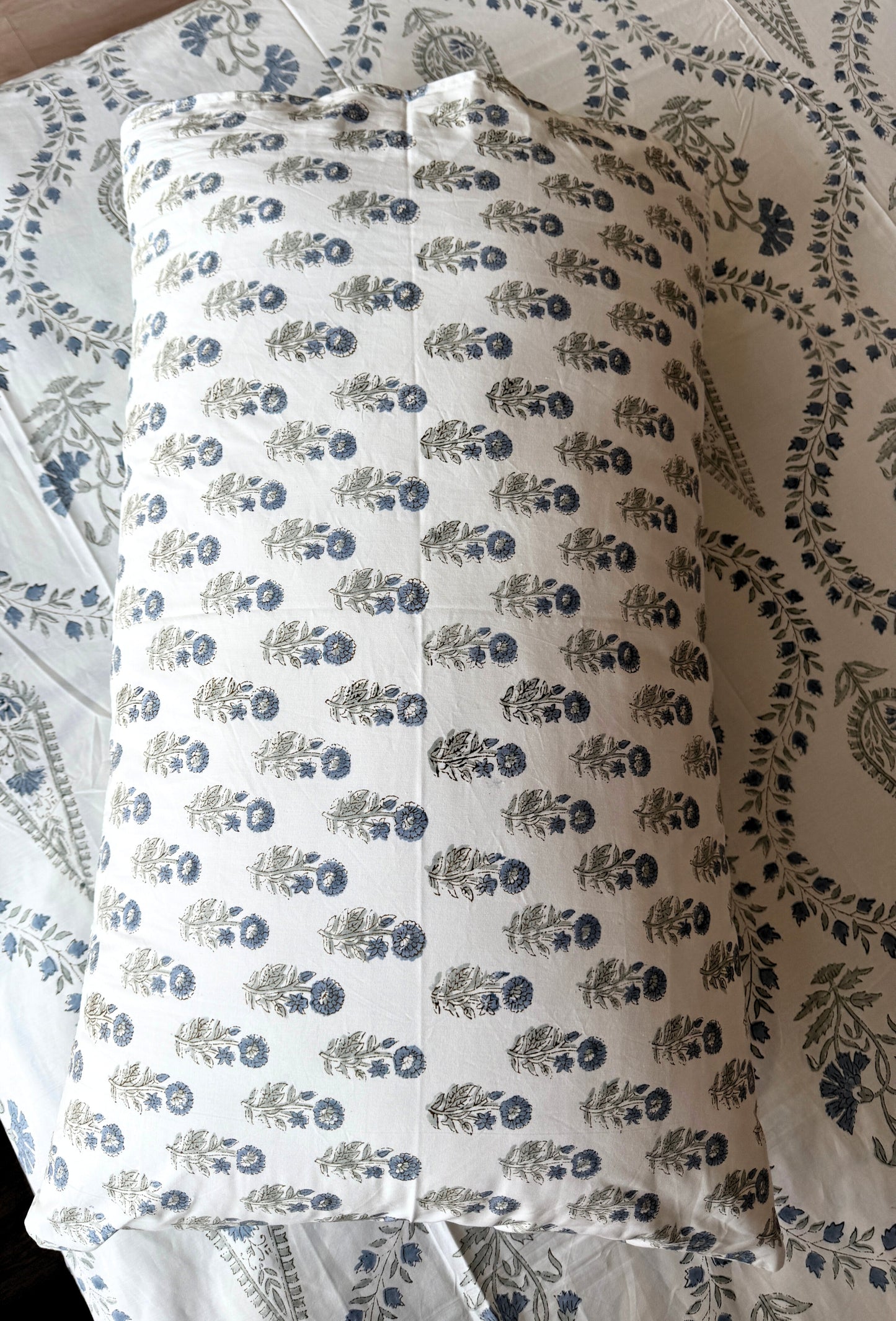 Heritage Block Print 100% Cotton Percale Bedsheet with 2 Pillowcases