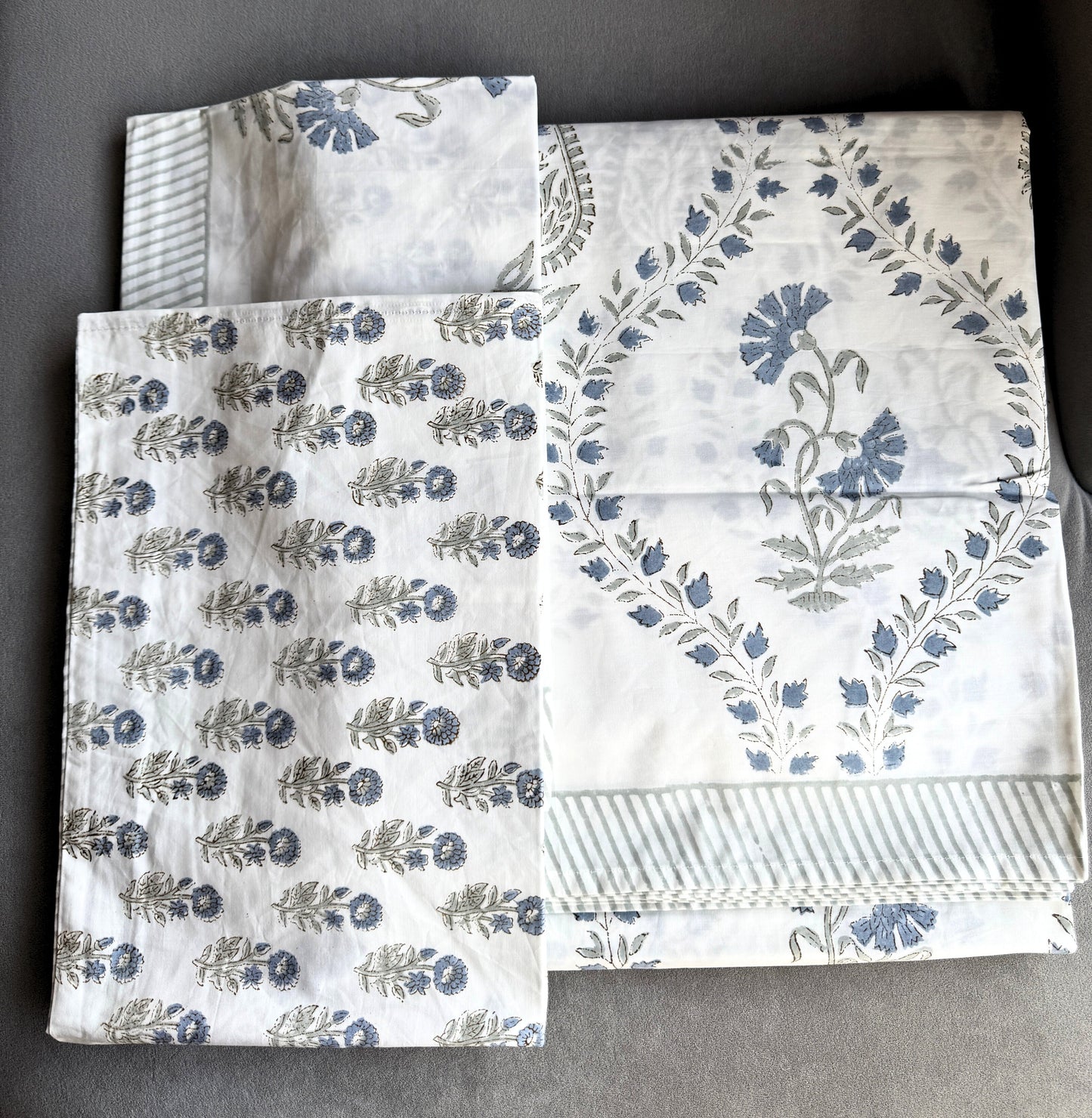 Heritage Block Print 100% Cotton Percale Bedsheet with 2 Pillowcases