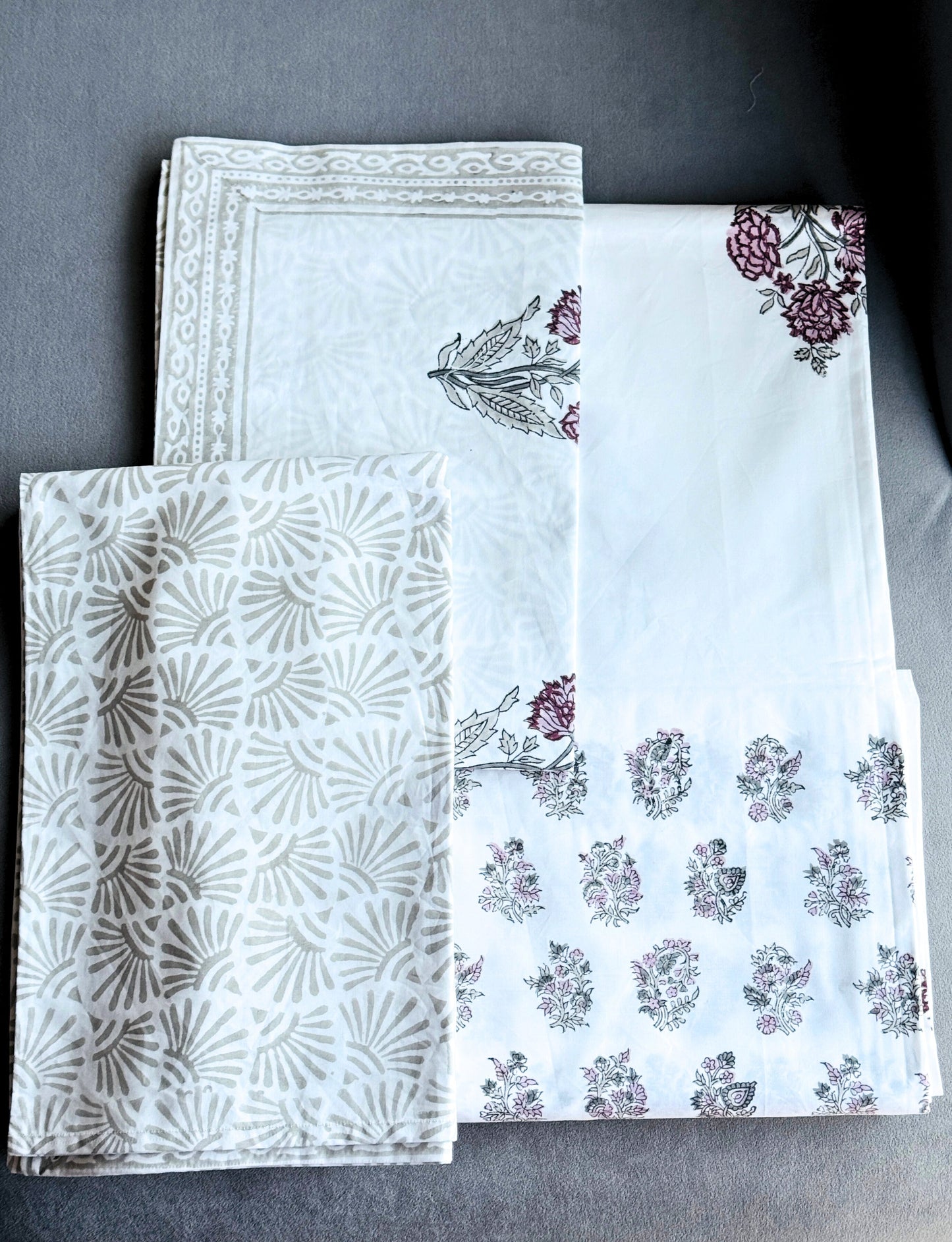 Heritage Block Print 100% Cotton Percale Bedsheet with 2 Pillowcases